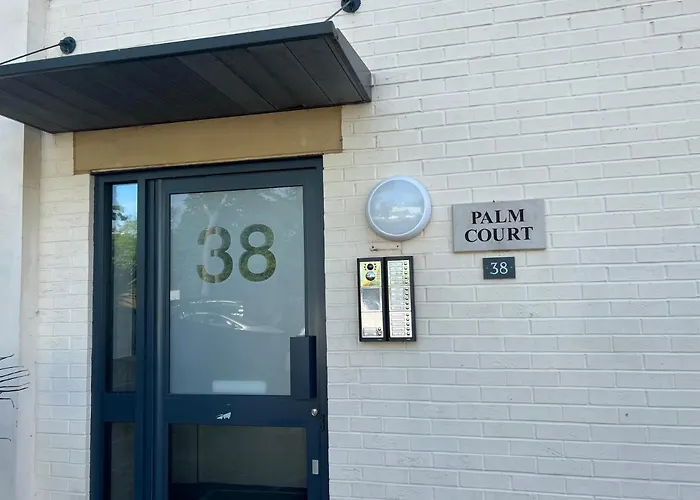 Flat 12 Palm Court